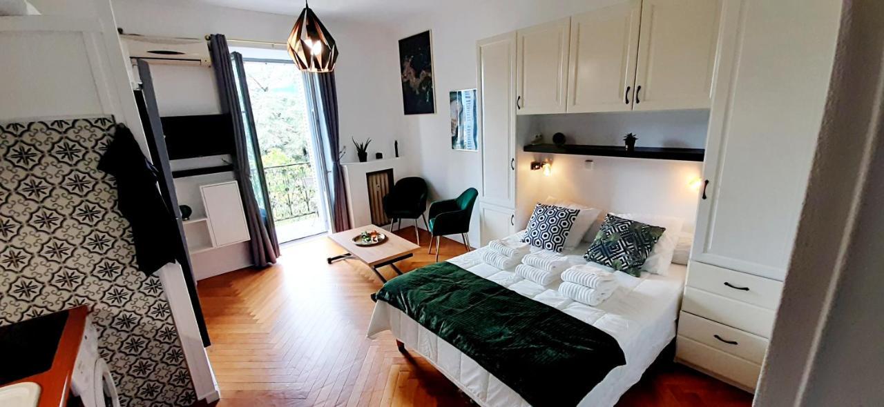 Studio 3 étoiles le 102, Aix les bains centre Thermes Palace le Beau Site Aix-les-Bains Extérieur photo